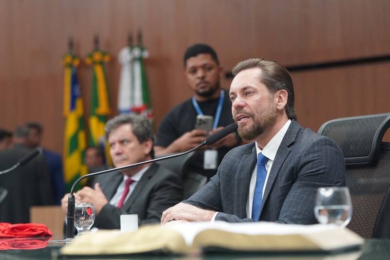 Bruno Peixoto anuncia R$ 5,5 milhões do duodécimo para incentivo aos clubes goianos