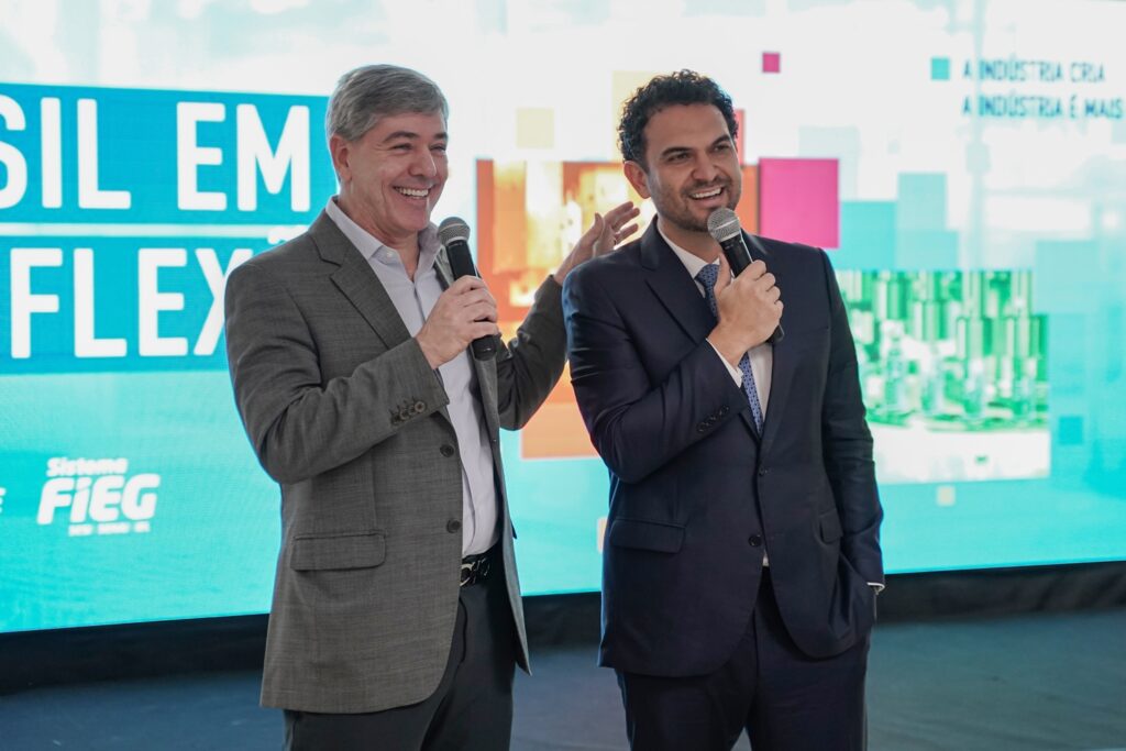 Felipe Nunes faz análise política sobre o Brasil em palestra na Fieg; veja