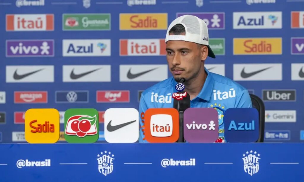 Martinelli admite substituir Raphinha e vê Neymar 