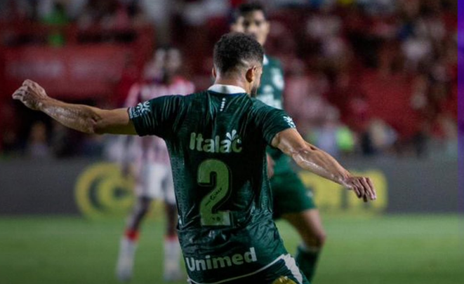 Goiás vence Náutico e se recupera na Série B