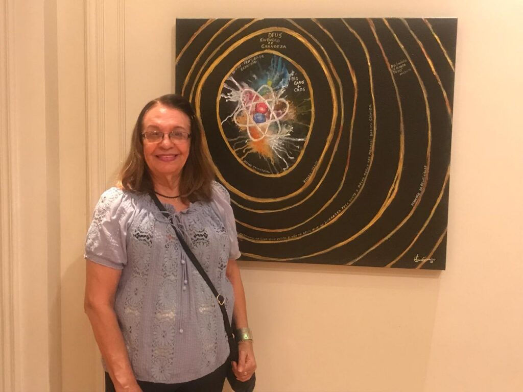 Quadros de Elma Carneiro ficam em exposição no IHGG até o final do mês