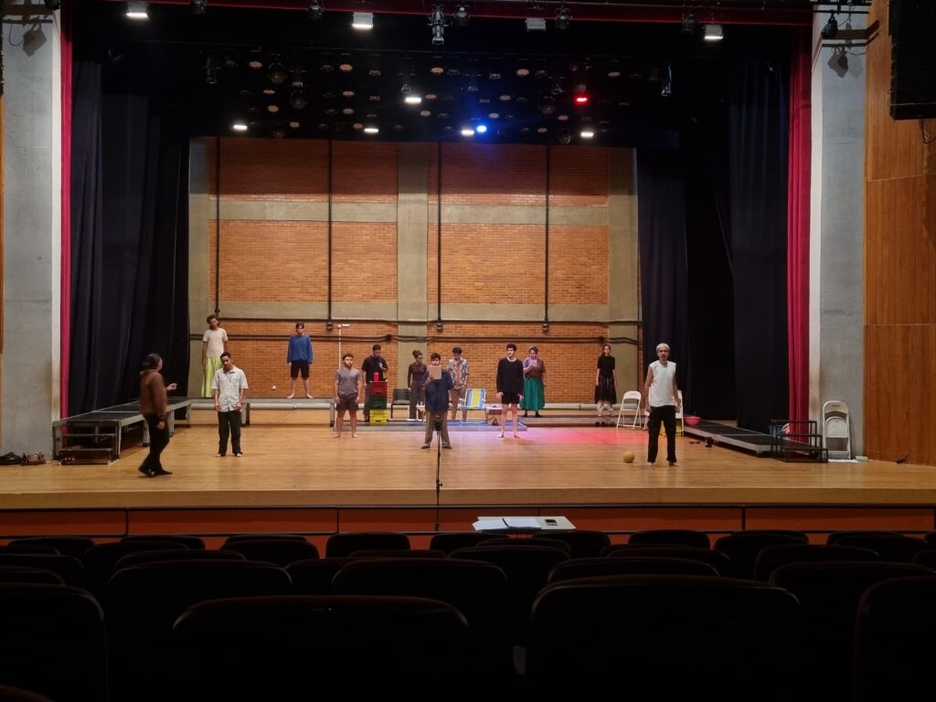Clássico do teatro brasileiro, 'Gota d’Água' ganha montagem com alunos de Teatro do Basileu França