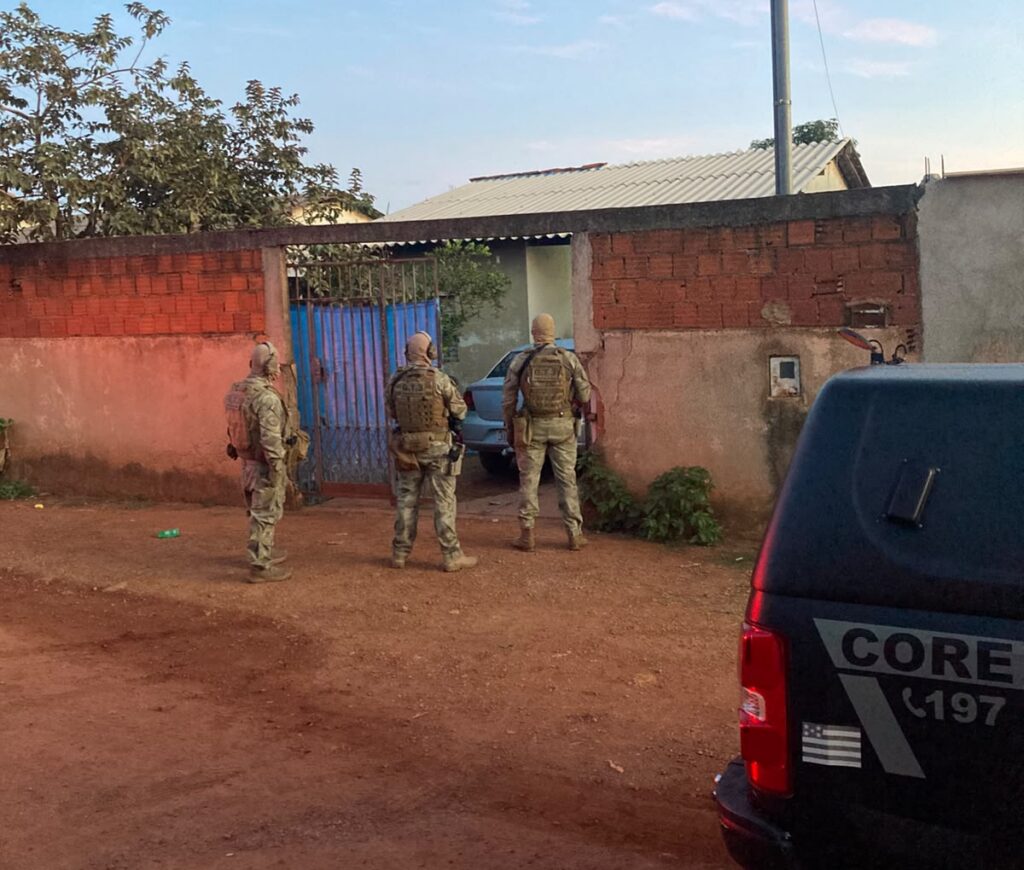 Polícia Civil de Goiás mira grupo ligado ao tráfico de drogas e cumpre 52 mandados em operação interestadual