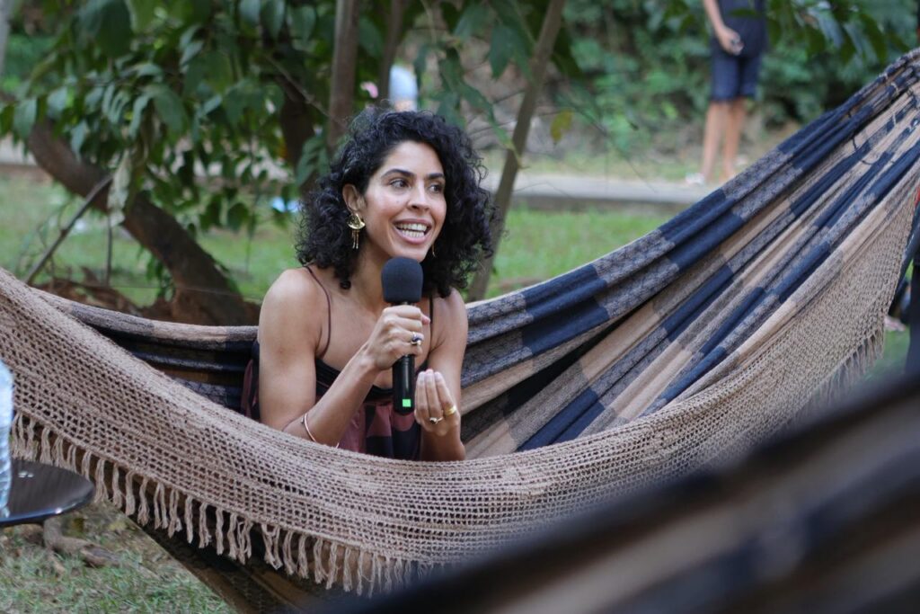 Bela Gil e Márcia Barbosa debatem ciência, alimentação e sustentabilidade no Fica 2026