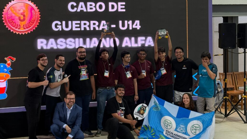 Escola do Futuro de Goiás conquista dois prêmios em campeonato estadual de robótica
