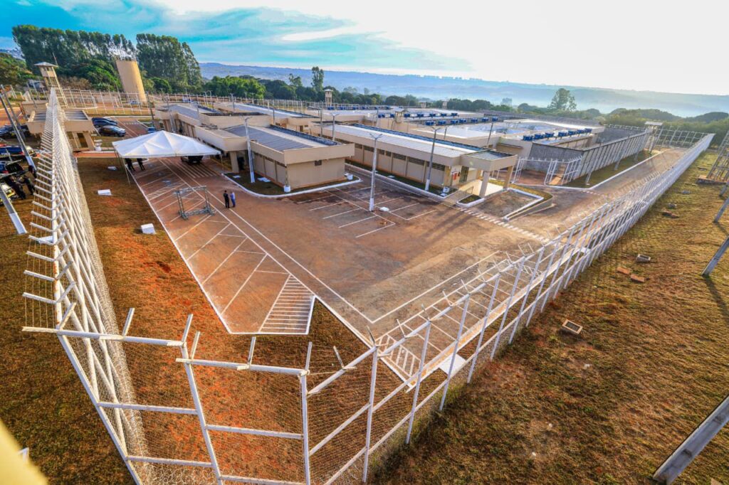 Daniel Vilela inaugura presídio em Novo Gama e reforça segurança no Entorno do DF