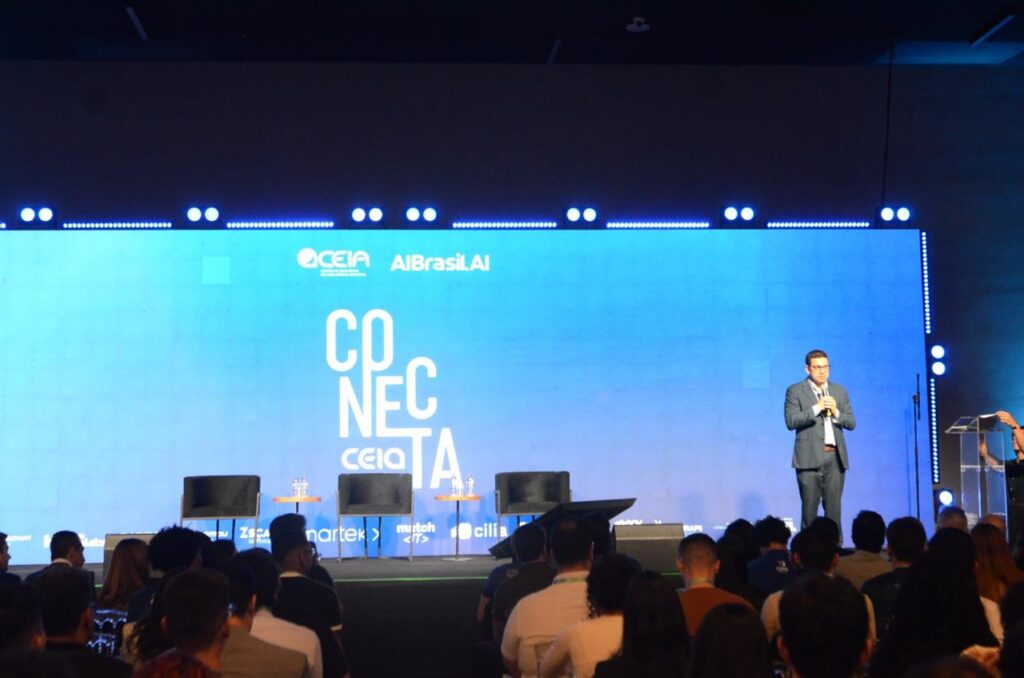 Conecta Ceia reúne pesquisadores, especialistas, empresas e estudantes goianos em debate sobre avanços da IA