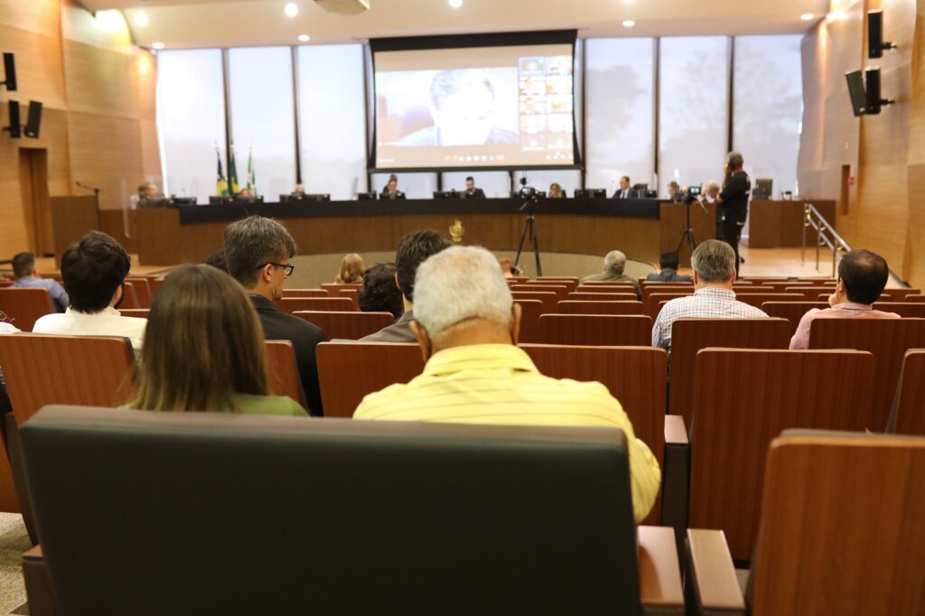 TCE-GO analisa contas de 2025 do governo estadual