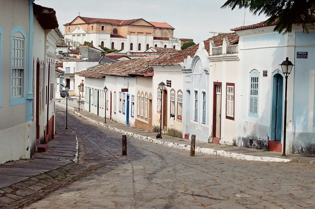 Casa Território promove encontros gratuitos entre arte, formação e cultura na cidade de Goiás