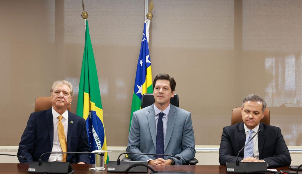 Daniel Vilela destaca relação de respeito entre Executivo e Judiciário durante posse de vice-presidente do TJGO