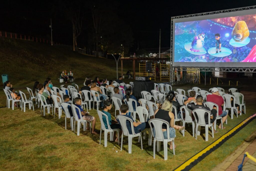 Governo de Goiás leva Cine Leitura do Bem a mais quatro municípios