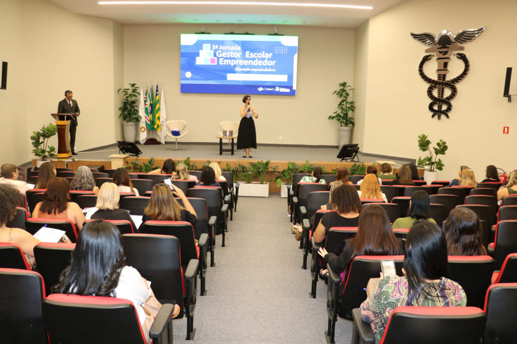 Inscrição para processo de habilitação de diretores educacionais se encerram no dia 30/6