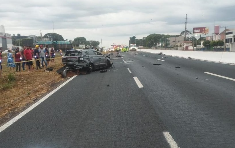 Três pessoas morrem e 20 ficam feridas em acidentes nas rodovias federais em Goiás no fim de semana