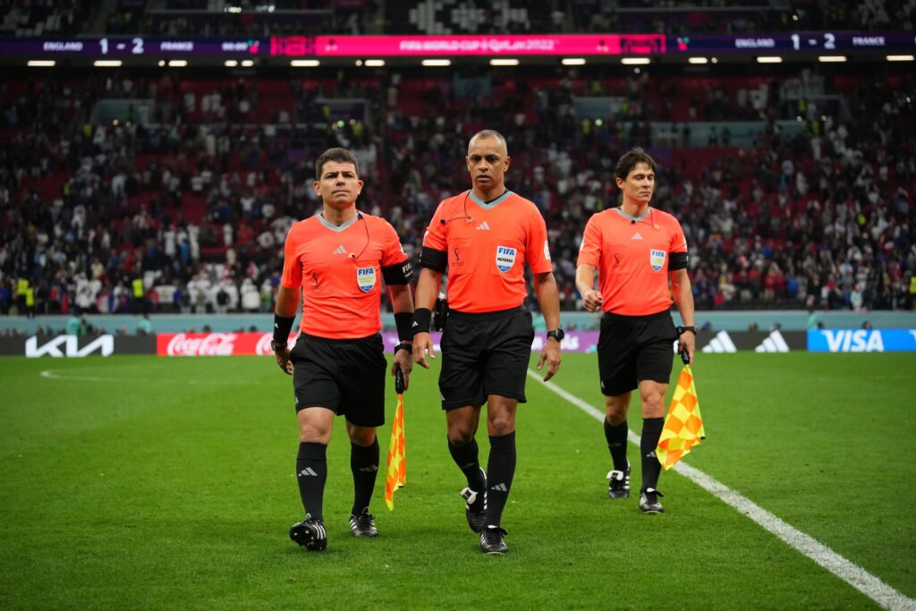 Goiano Wilton Pereira Sampaio integra trio de árbitros que vai apitar jogo de abertura da Copa do Mundo de 2026