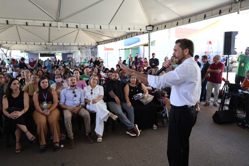 Deputados Aqui chega a Aparecida com serviços gratuitos