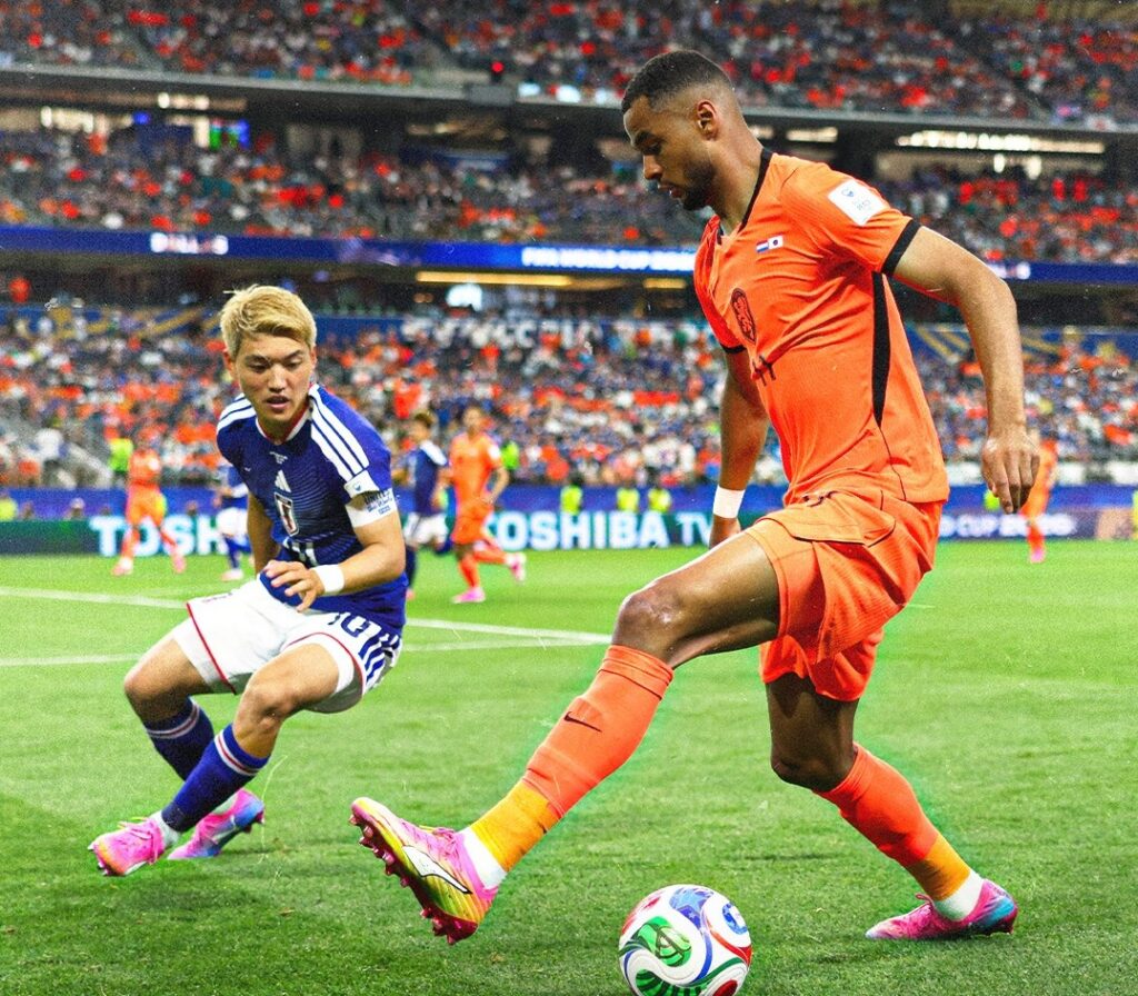 Japão reage duas vezes e arranca empate com a Holanda na Copa do Mundo
