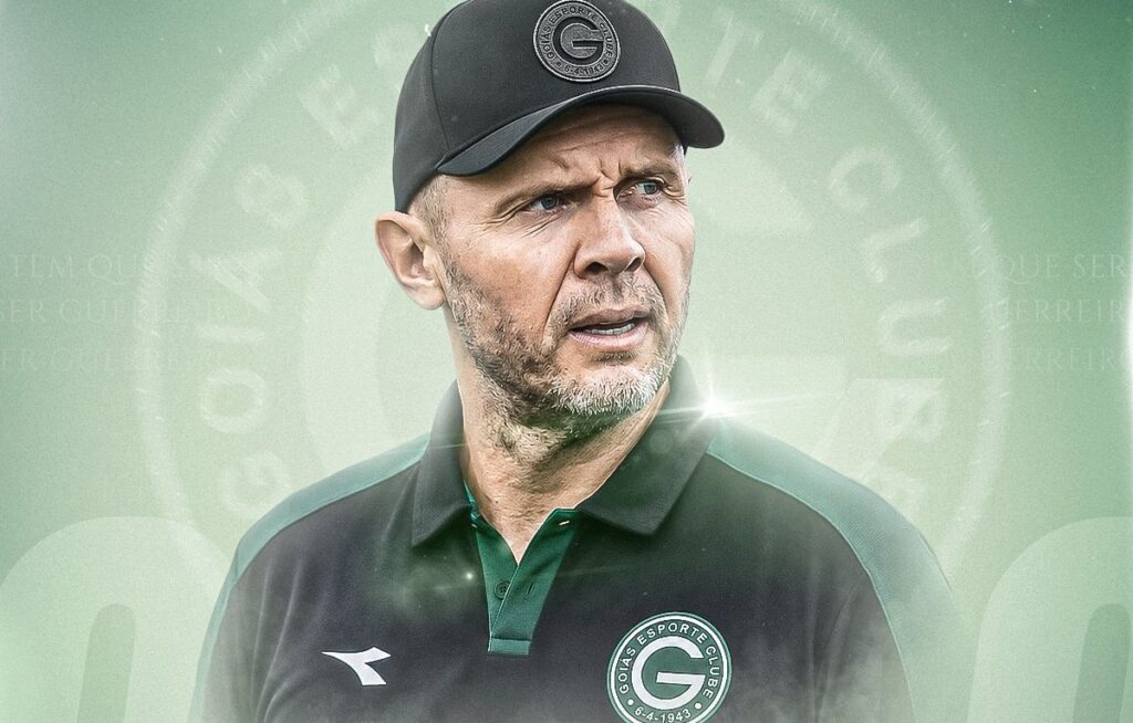 Goiás confirma contratação de Mozart para o comando da equipe