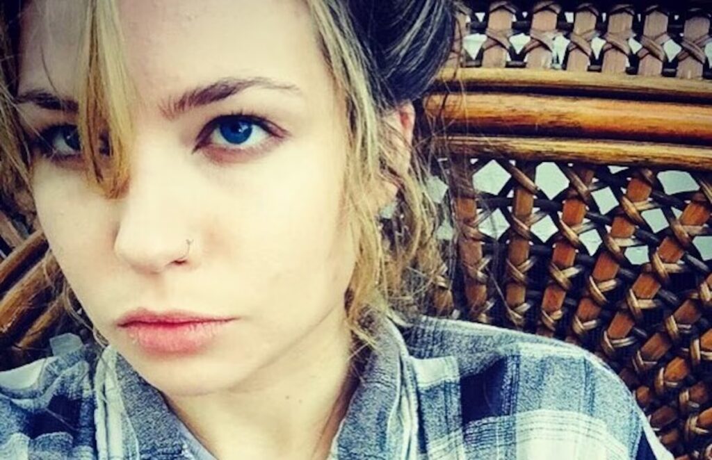 Morre aos 35 anos Daveigh Chase, atriz que interpretou Samara em 'O Chamado'