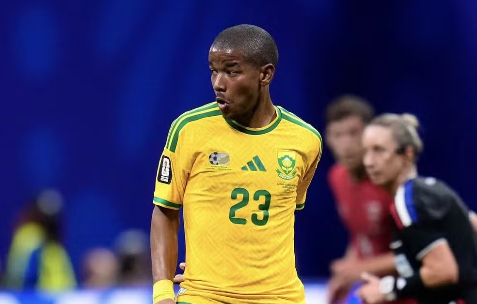 Jayden Adams, jogador da seleção sul-africana, morre aos 25 anos