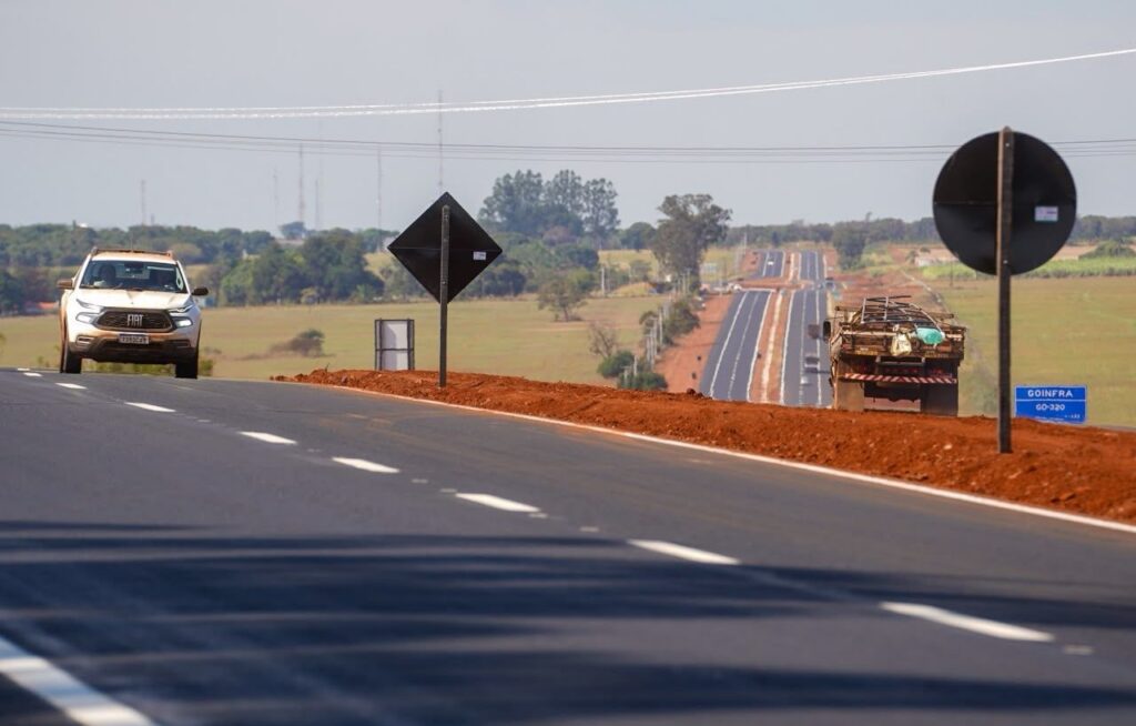 Governo de Goiás entrega 23 obras de infraestrutura rodoviária no primeiro semestre