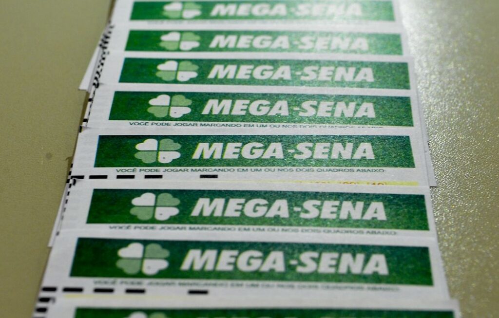 Veja os números da mega-sena sorteados neste sábado (4/7)