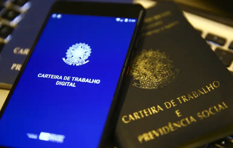 Empresas de Aparecida ofertam mais de 2,5 mil vagas de emprego