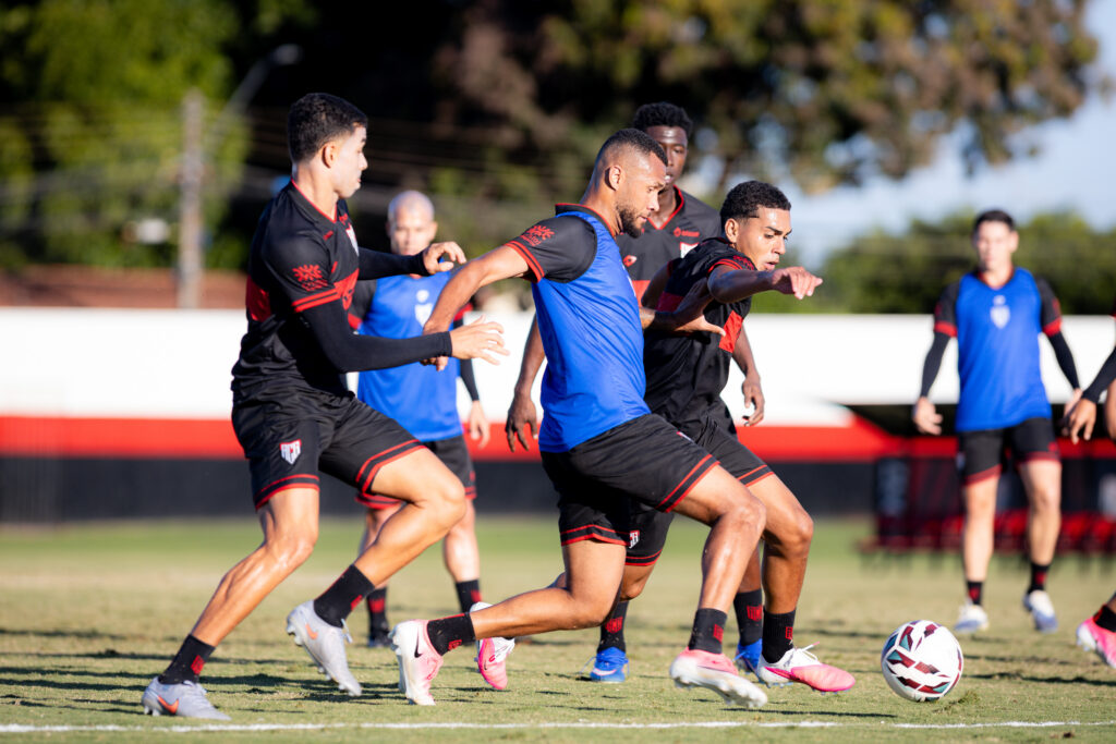 Atlético-GO enfrenta o Cuiabá fora de casa pela Série B