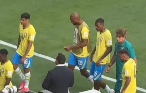 Com críticas, adeus do Brasil à Copa estampa jornais mundo afora