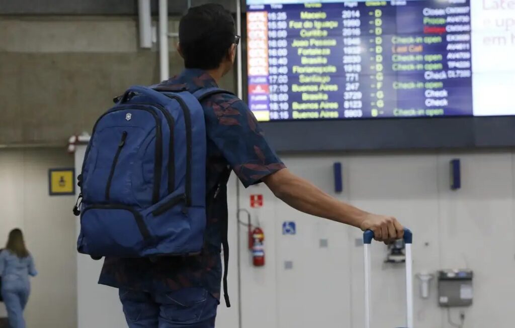 Nova medida da Receita promete reduzir espera na alfândega dos aeroportos