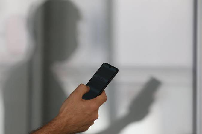 Goiás reduz em 29,8% o número de roubos de celulares em 2025