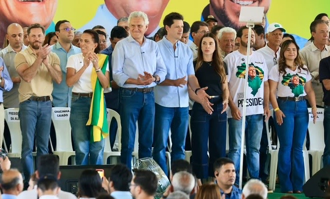 Caiado afirma que pré-campanha entra em nova fase de mobilização durante evento em Goiás