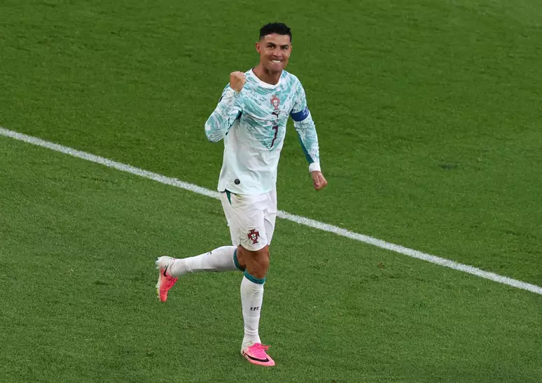Portugal x Espanha e EUA x Bélgica movimentam as oitavas da Copa nesta segunda (6/7)