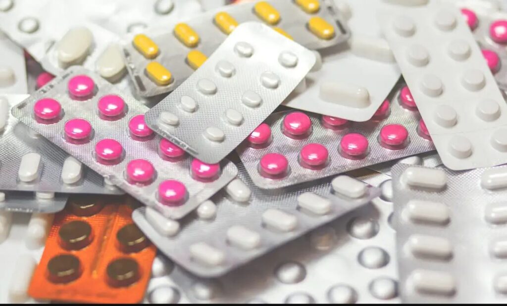 Polícia deflagra operação contra roubo de medicamentos oncológicos em Goiás