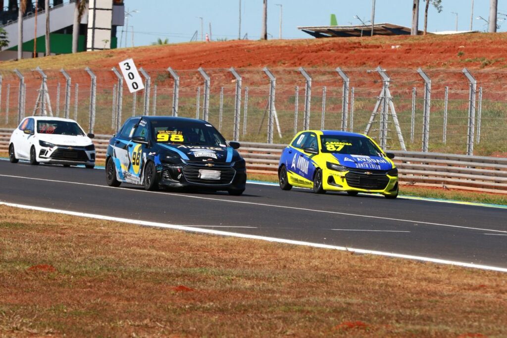 Autódromo de Goiânia recebe etapa do Campeonato Marcas e Pilotos GO e da Fórmula Millenium