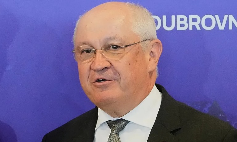 Primeiro-ministro da Moldávia renuncia e provoca queda do governo após menos de um ano