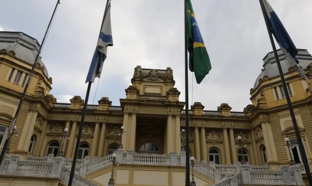 STF marca para 19 de agosto julgamento sobre sucessão no governo do RJ