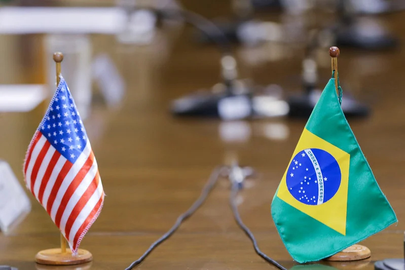 Governo Trump atribui à gestão de Lula a culpa por novo tarifaço contra o Brasil