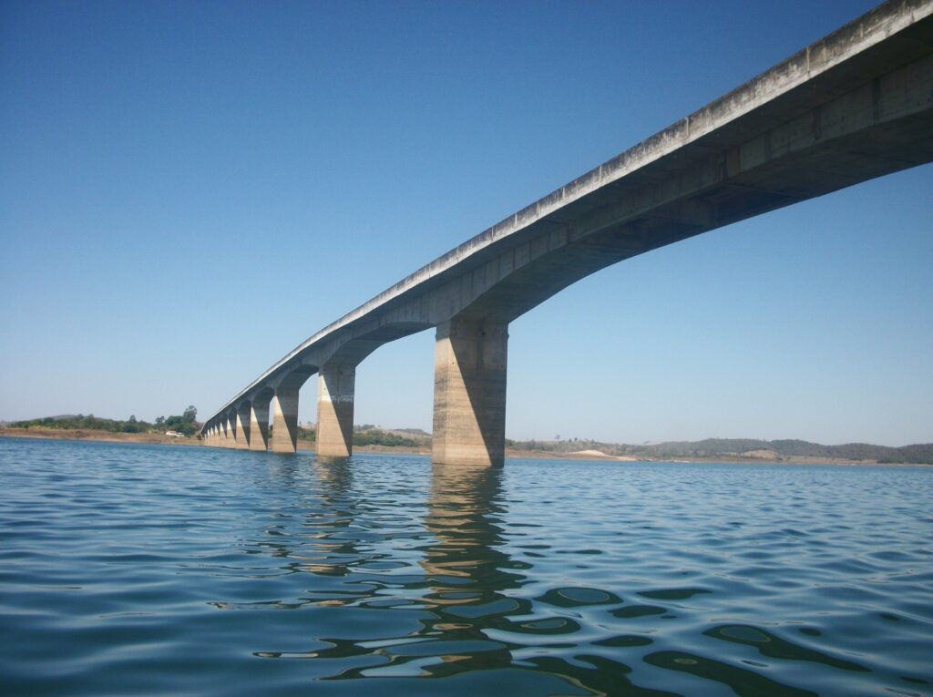Governo de Goiás inicia restauração da ponte Quincas Mariano, na divisa com Minas Gerais