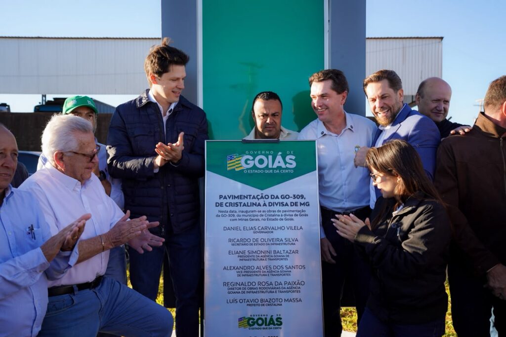 Daniel Vilela entrega pavimentação da GO-309 e novo batalhão da PM em Cristalina