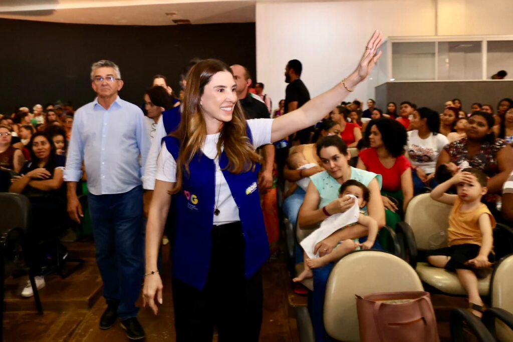 ”Amparo e dignidade”, diz Iara Vilela sobre cartões sociais em Catalão