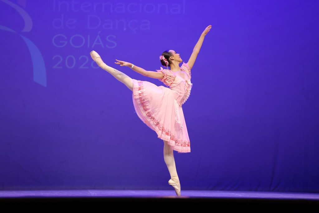 Festival Internacional de Dança Goiás premia vencedores em noite de gala