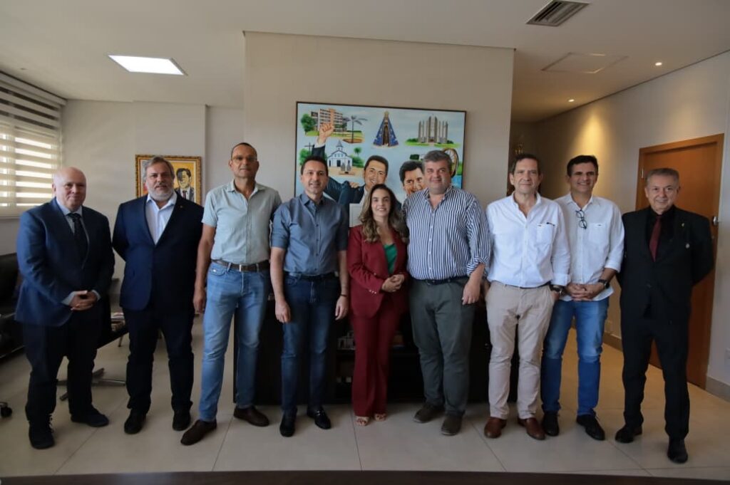 Leandro Vilela recebe missão portuguesa em Aparecida e amplia diálogo para cooperação econômica e tecnológica 
