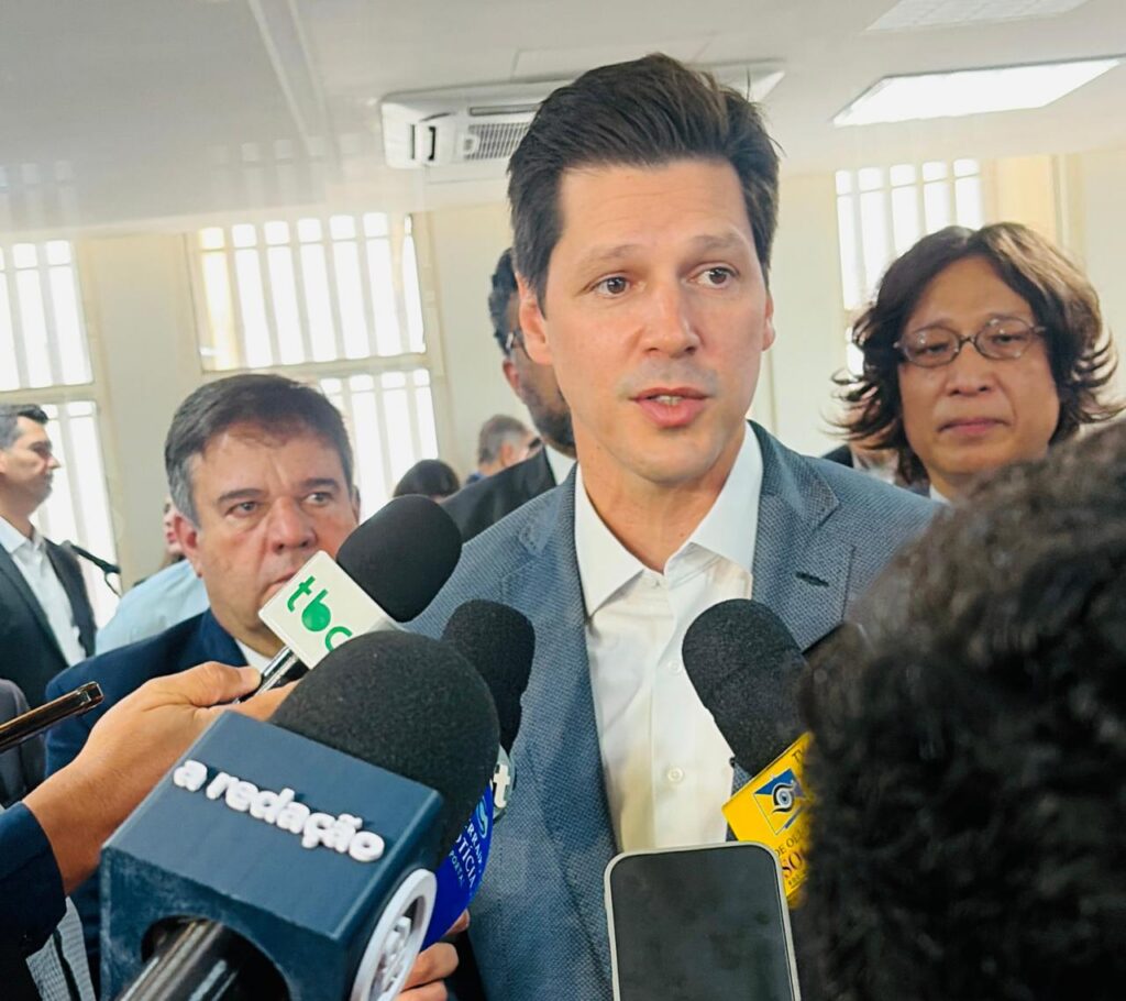 Goiás assina memorando para instalação de indústria de armamentos com investimento de R$ 77 milhões