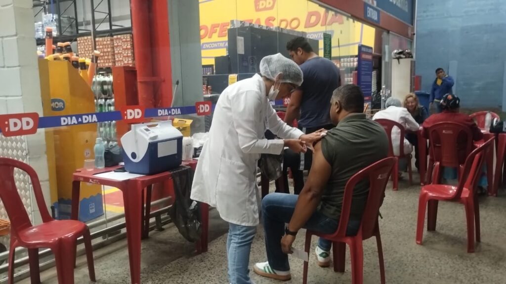Prefeitura de Aparecida de Goiânia oferece vacinação gratuita em nova edição do Vale Night da Proteção