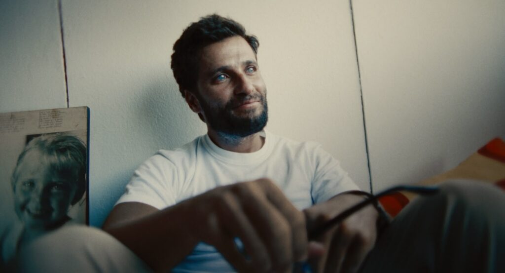Ator Bruno Gagliasso participa da estreia do filme 