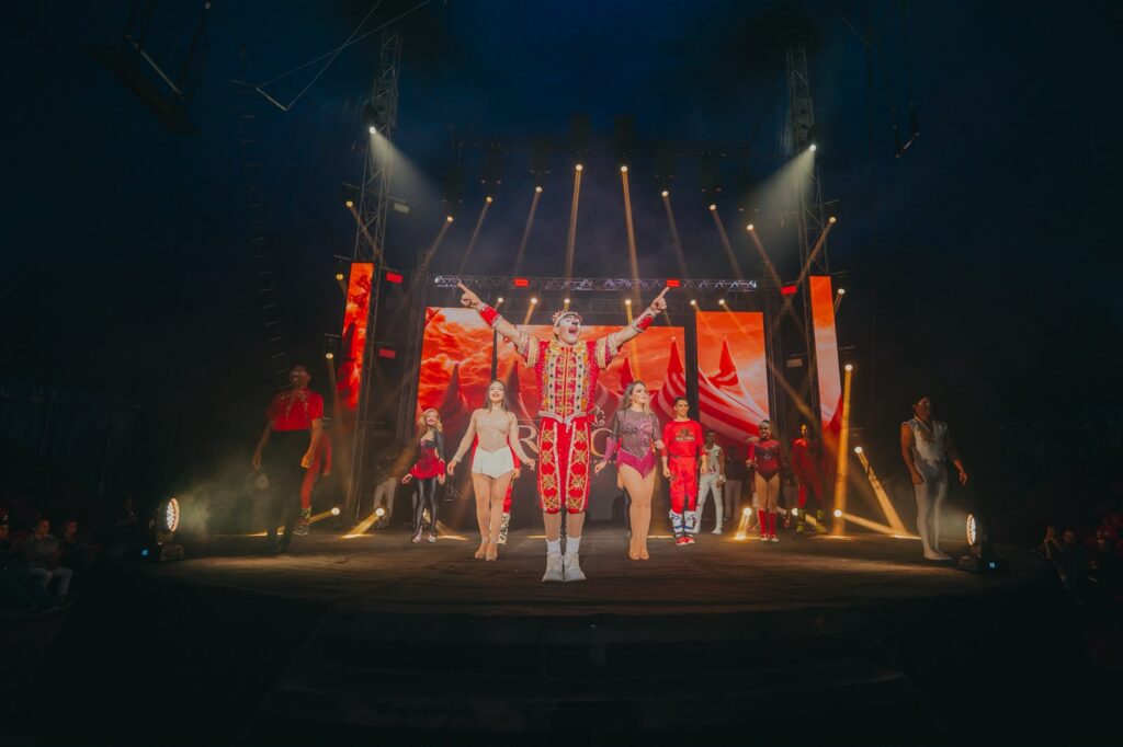Real Circo promove o 