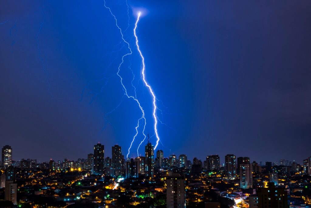Previsão de super El Niño coloca equipes da Equatorial Goiás em alerta