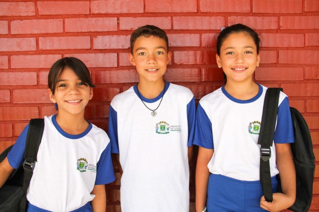 Mais de 113 mil estudantes retornam às salas de aula da rede municipal de ensino em Goiânia 