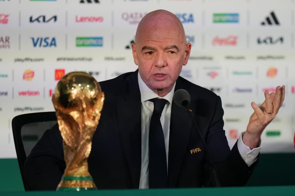 Países europeus ameaçam boicotar Copa de 2030 se Fifa seguir com plano comercial