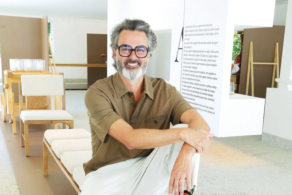Arquiteto e designer Leo Romano inaugura galeria de arte em Goiânia 